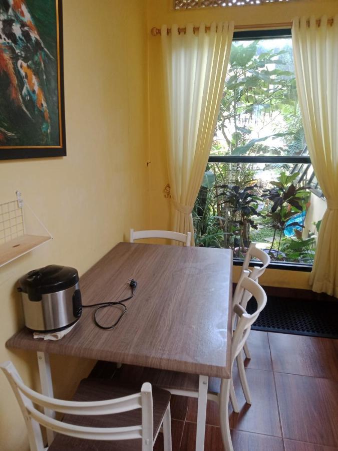 Villa Kota Bunga Cipanas 3 Kamar Baru Renovasi Full Wifi Cikundul Exterior photo